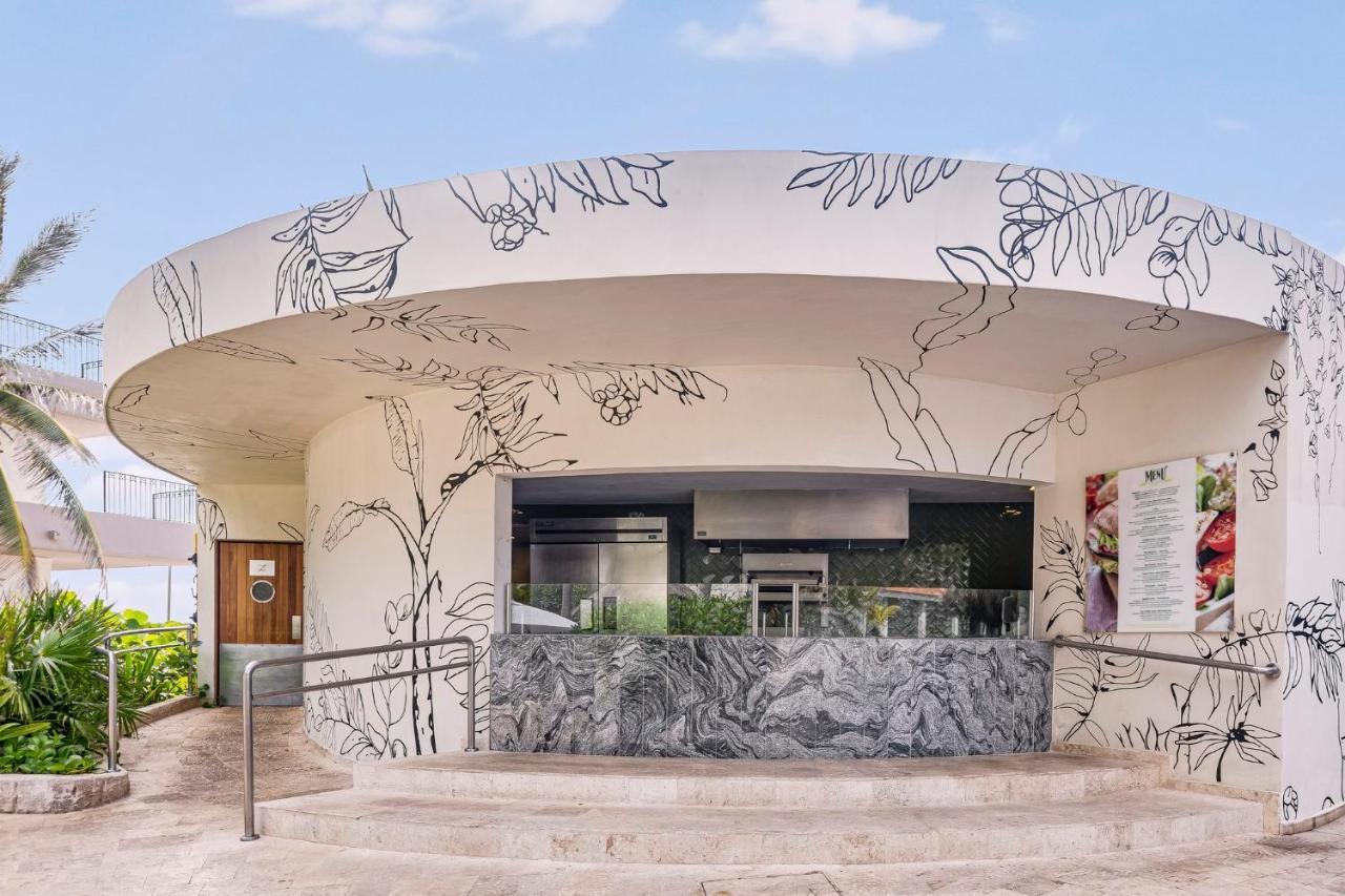 Fiesta Americana Condesa Cancún Eksteriør billede The restaurant at the top of the tower