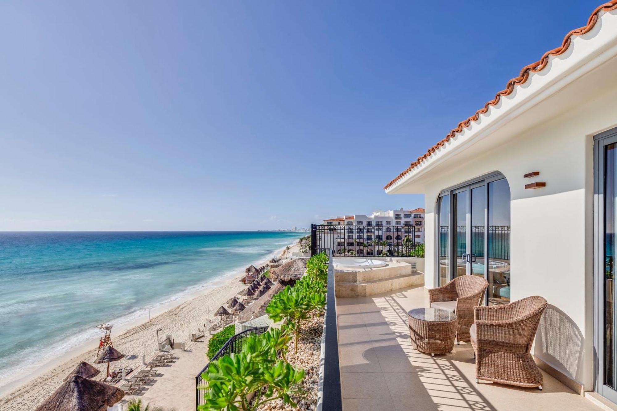 Fiesta Americana Condesa Cancún Eksteriør billede Beachfront at the Grand at Moon Palace